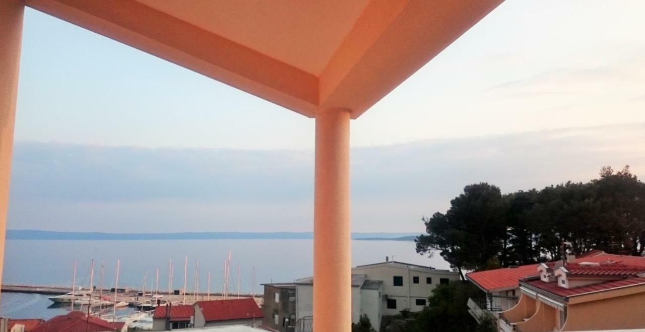 Apartments Mia Baška Voda Esterno foto