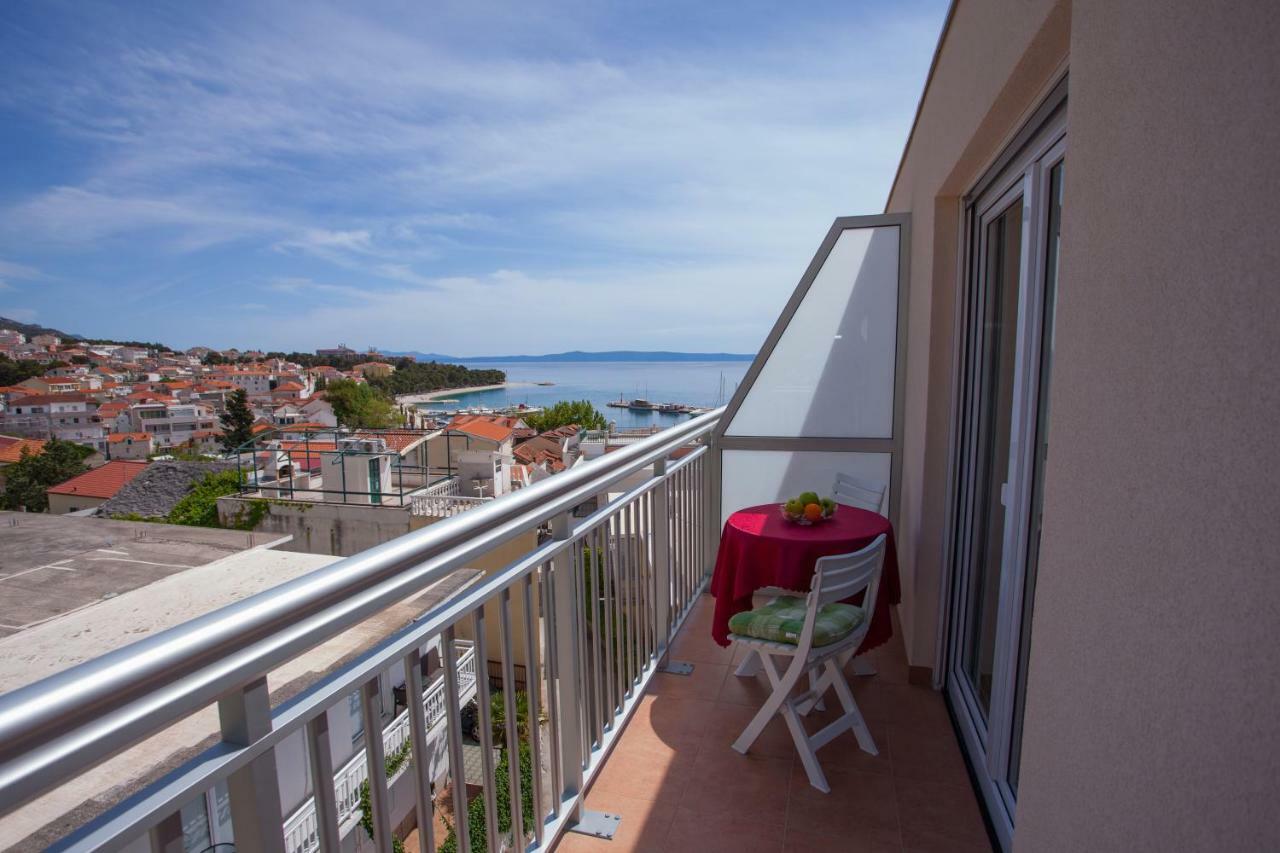 Apartments Mia Baška Voda Esterno foto
